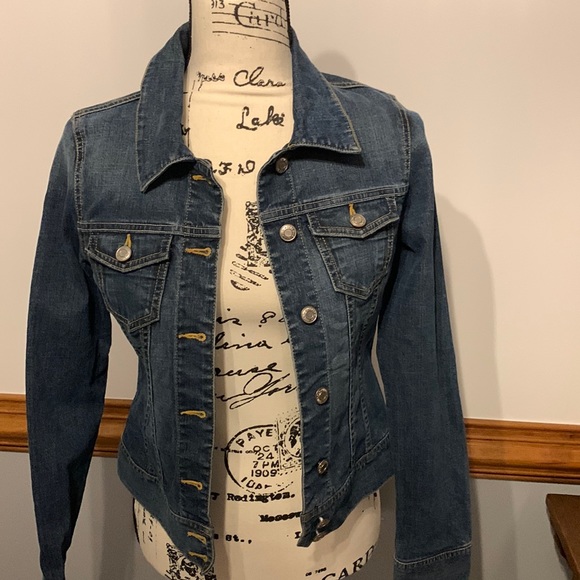 Old Navy Other - Old Navy long sleeve girls jean jacket, size XS